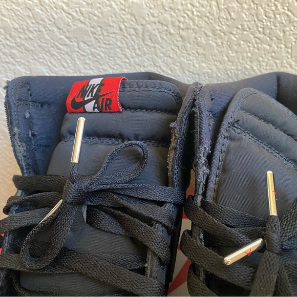 Paris Saint-Germain x Air Jordan 1 Retro High OG 'Paris Saint-Germain' - Picture 6 of 8